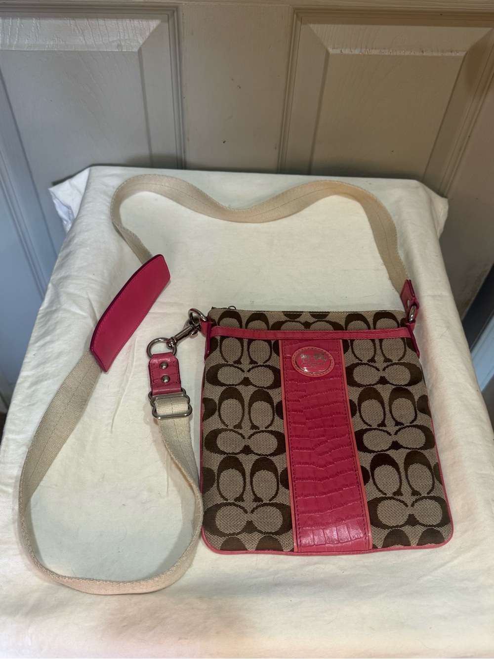 COACH Signature Monogram Crossbody Bag Pink Croc Leather Stripe Canvas F42738